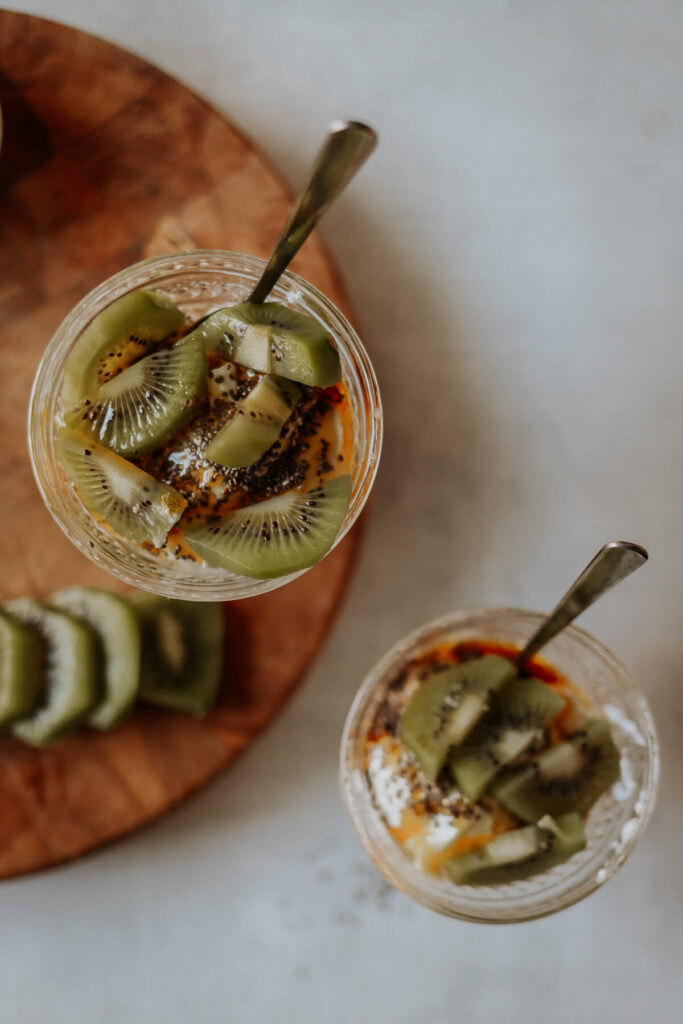 yogurt with kiwi, honey and chia seeds