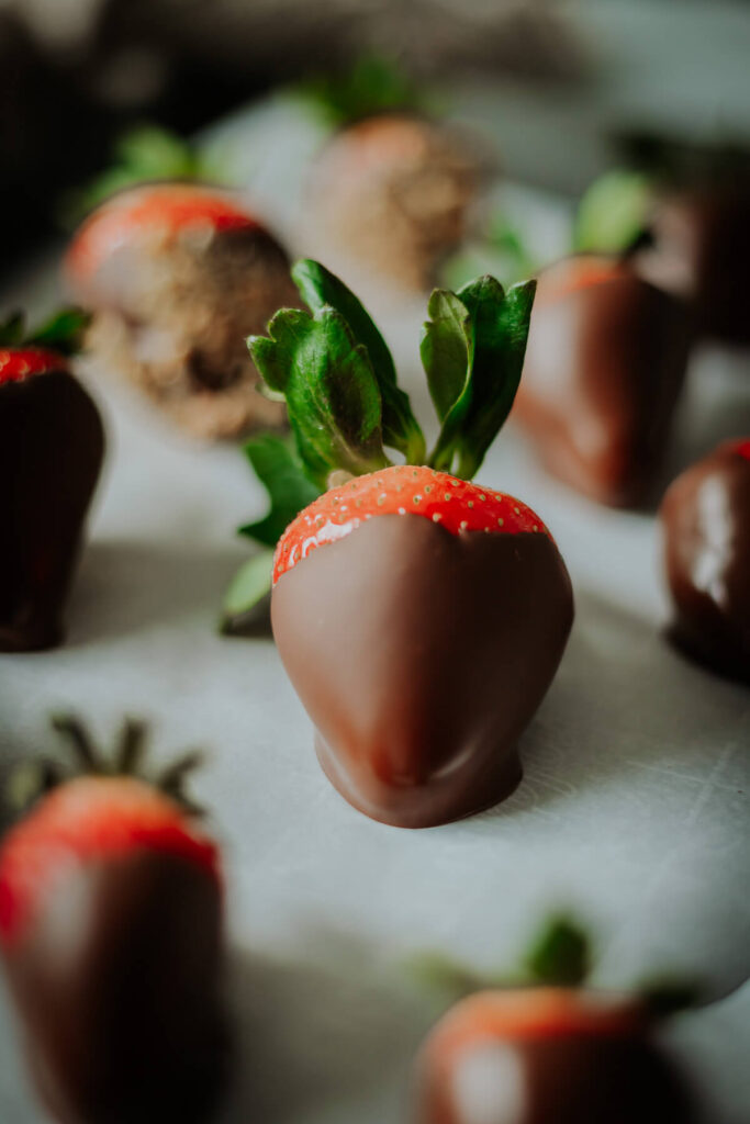 close up view of chocolate covered strawberries - get the recipe inside!